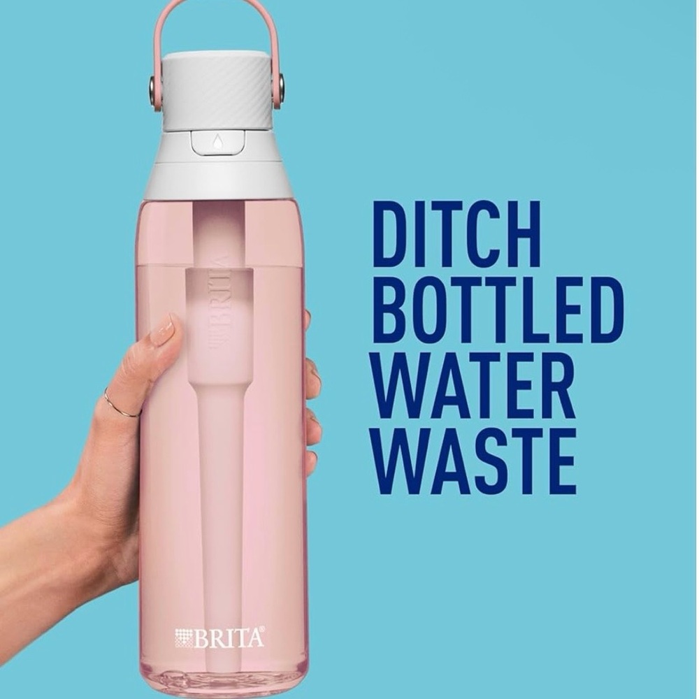 Brita Premium Filtering Water Bottle with Straw 5 Filters Total Blush Pink 26 oz - Picture 4 of 14